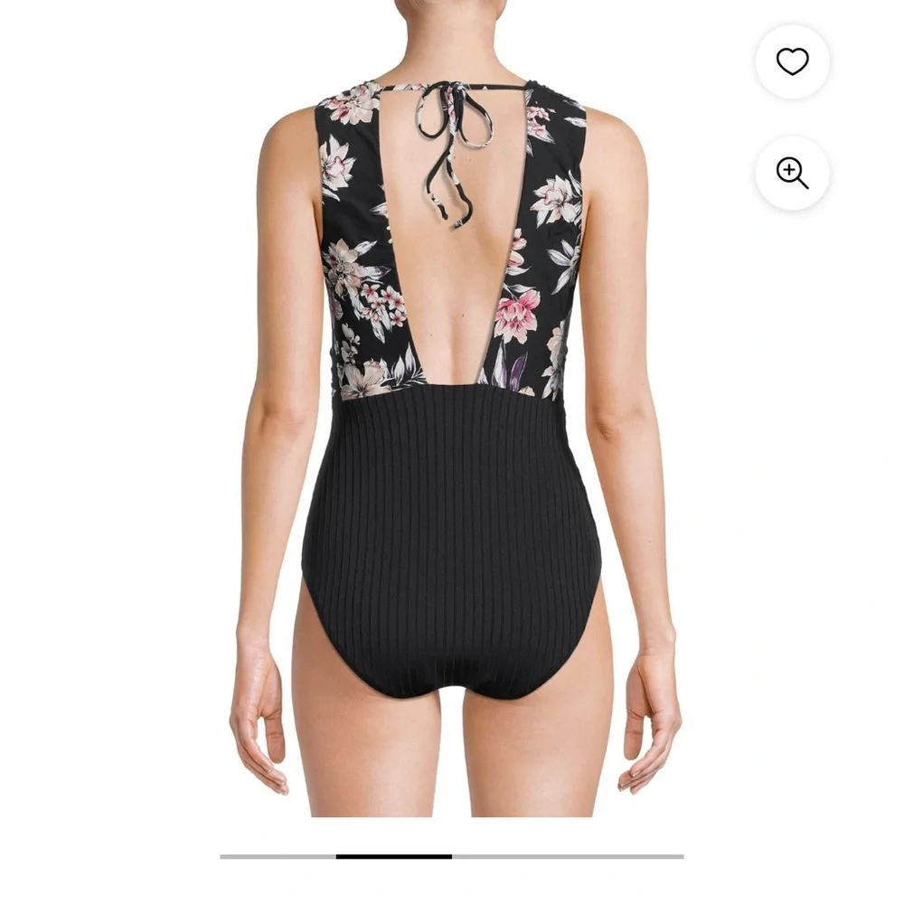 New with Tags! Time and Tru Plunge Swimsuit - Picture 2 of 11